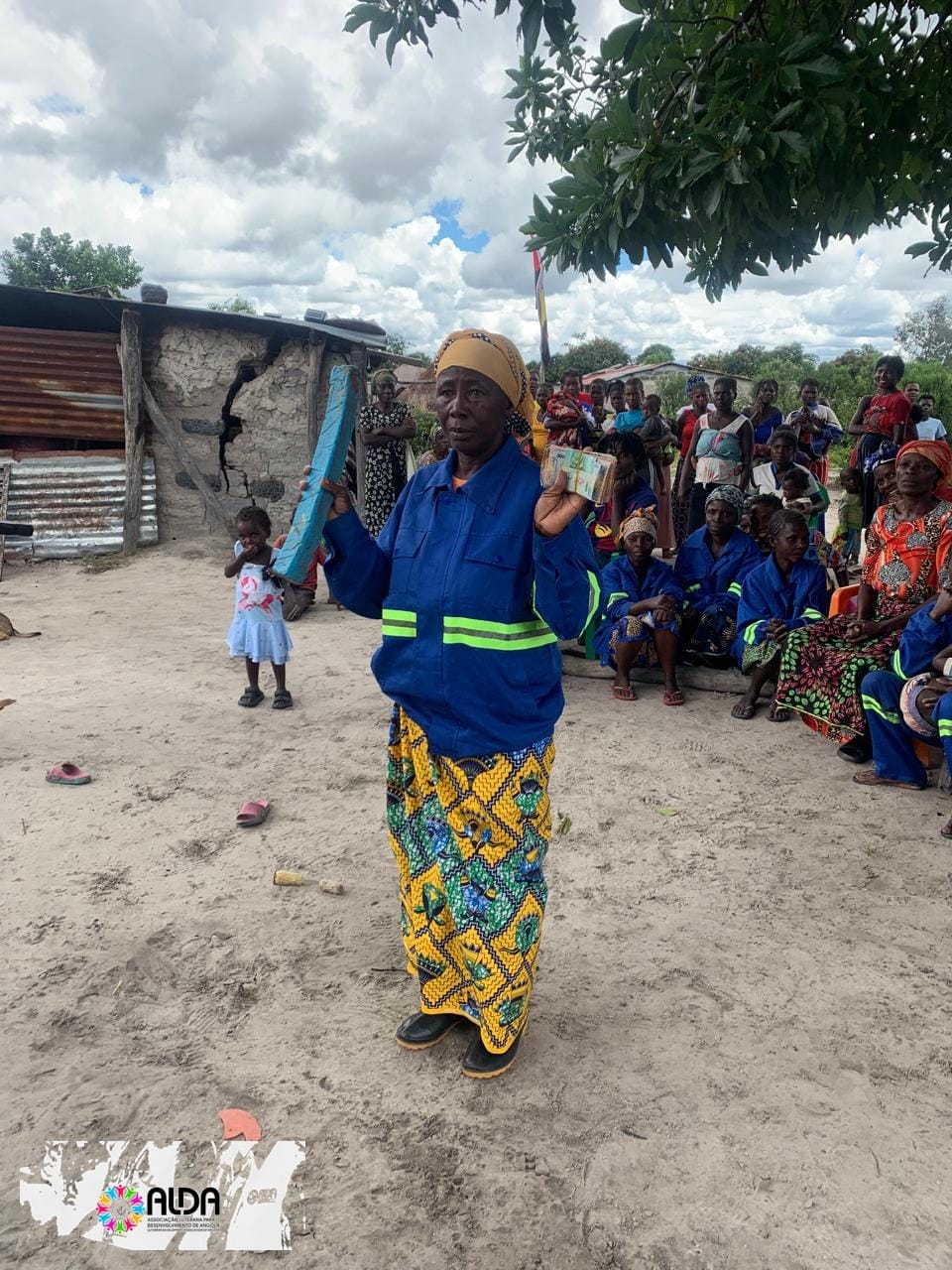 Mulheres do Ndongue aumentam renda com produção de sabão e investem em moagem